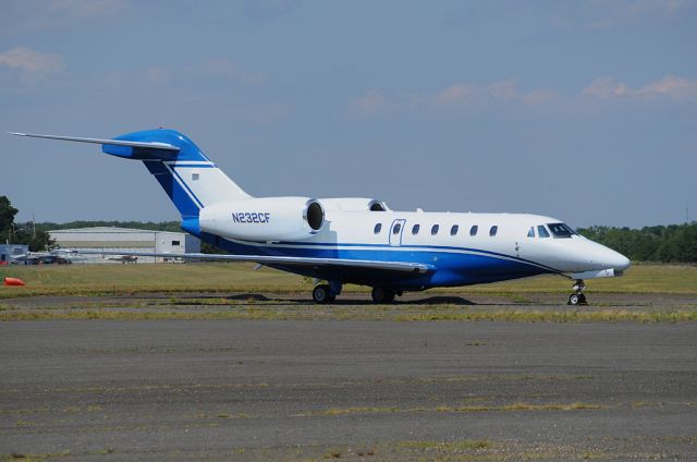 Cessna Citation X (N232CF)