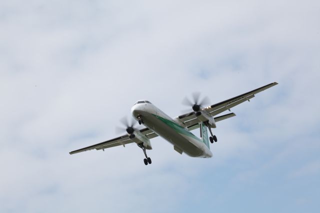 de Havilland Dash 8-400 (JA856A) - 30 August 2015:CTS-HKD.