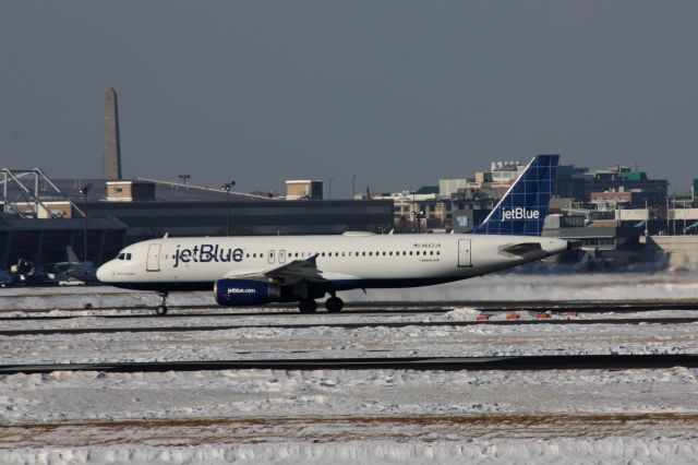 Airbus A320 (N662JB)