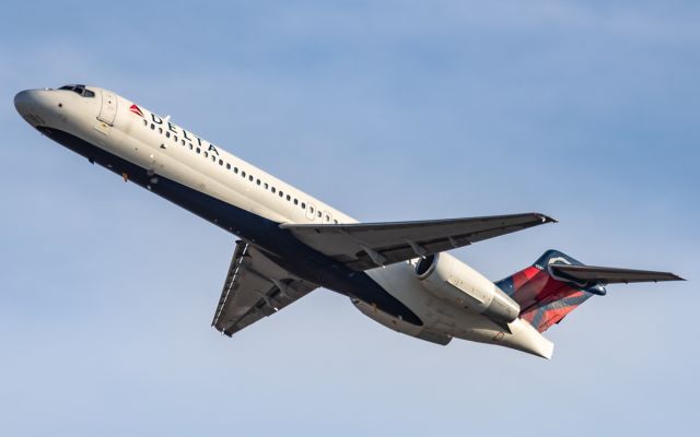 Boeing 717-200 (N933AT)