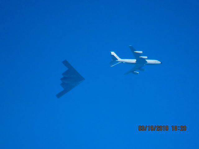 Northrop Spirit (93-1085) - 121st ARW  from the Ohio Air National Guard refueling a B2 Spirit 