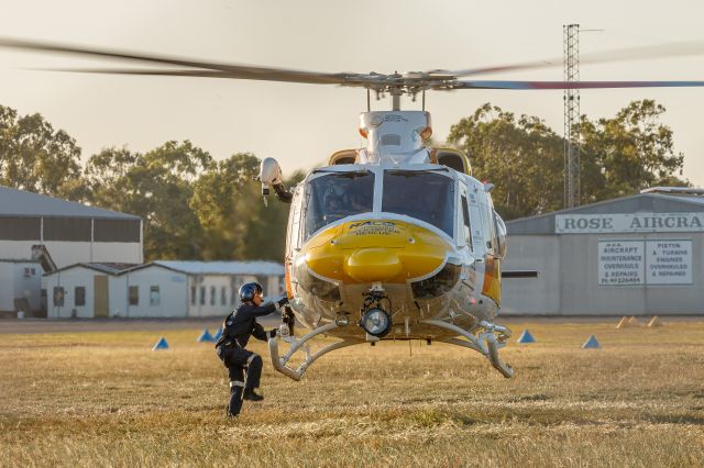 Bell 412 (VH-LSY)