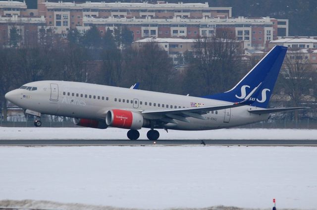 Boeing 737-700 (LN-RNU)