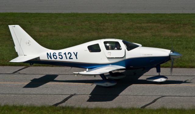 Cessna 350 (N6512Y)