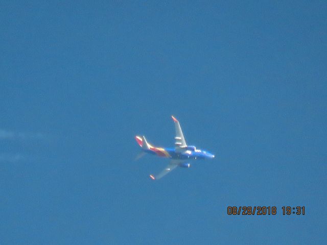 Boeing 737-700 (N7878A)