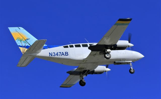 Cessna 402 (N347AB)