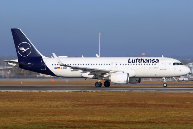 Airbus A320 (D-AIUE)