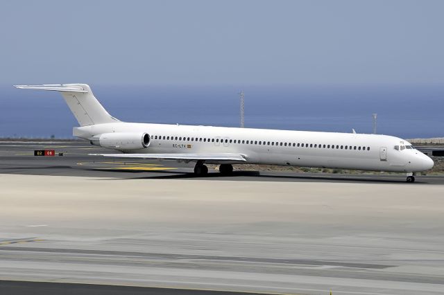 McDonnell Douglas MD-83 (EC-LTV) - Photo obtained in Tenerife South, June 14, 2014,br /br /The plane Swiftair Spanish company, which operated a flight for Air Algérie, disappeared on Wednesday night with 116 people on board, crashed in an area of northern Mali where his remains have been located, including the black box that has been sent to the nearby city of Goa.br /"There are no survivors," said French President François Hollande, whose country came from 51 of the 110 passengers on the plane, which was chartered by the Spanish airline Air Algérie Swiftair for to cover the Ouagadougou-Algiers line.