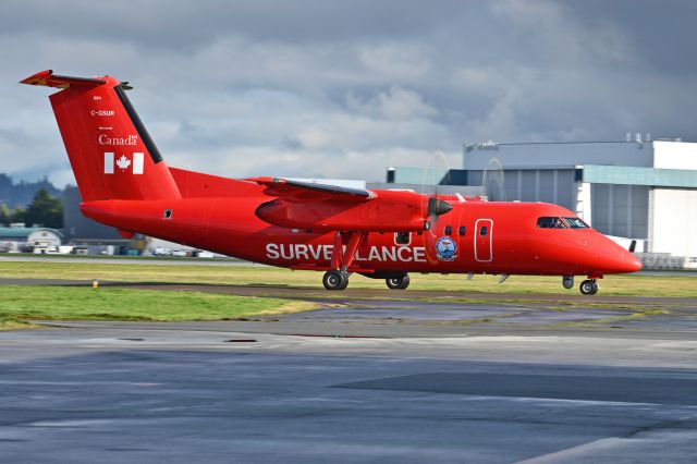 de Havilland Dash 8-100 (C-GSUR)