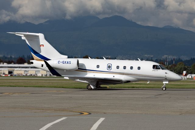 Embraer Legacy 450 (C-GXAS)