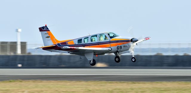 JA4169 — - Beechcraft 36 Bonanzabr /Civil Aviation College(MIYAZAKI.JPN)br /独立行政法人 航空大学校