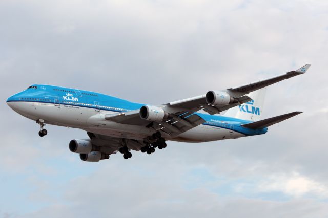 Boeing 747-400 (PH-BFS) - KLM / Boeing 747-406(M) / MSN 28195 / PH-BFS / MMMX 07/2019