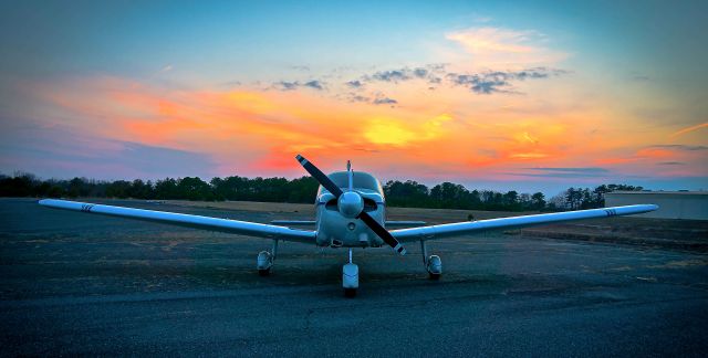 Piper Cherokee (N7185F)