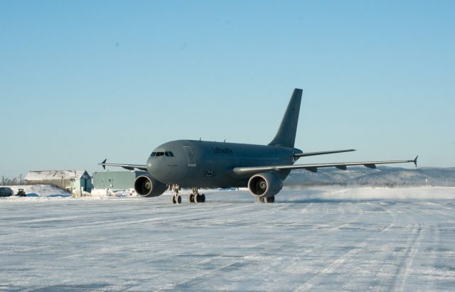 Airbus A310 (N1024)