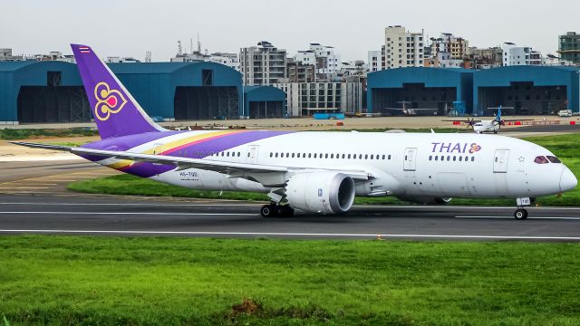 Boeing 787-8 (HS-TQD)