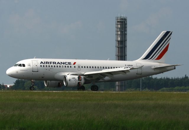 Airbus A319 (F-GRHH) - Airbus A319-111, Roissy Charles De Gaulle (LFPG - CDG)