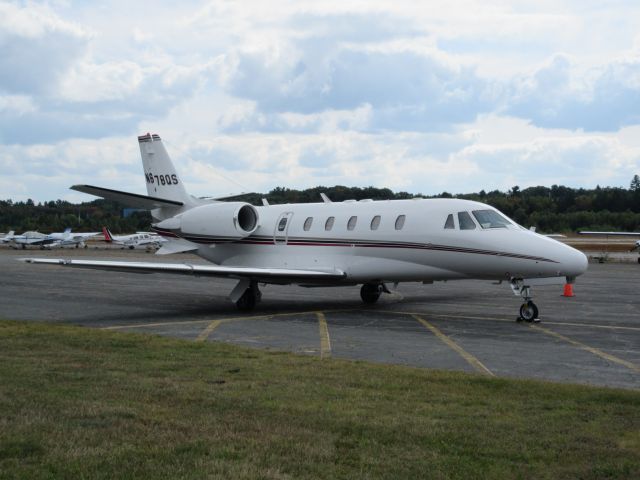 Cessna Citation Excel/XLS (N678QS) - Parked after arriving from Bedford, MA (KBED). Getting ready to depart to Cedar Rapids, IA (KCID).