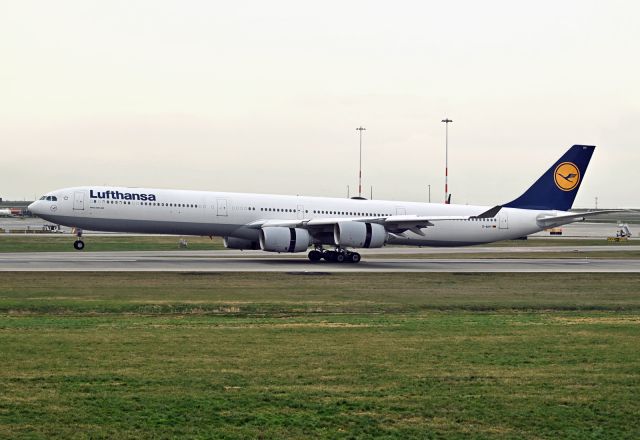 Airbus A340-600 (D-AIHY)