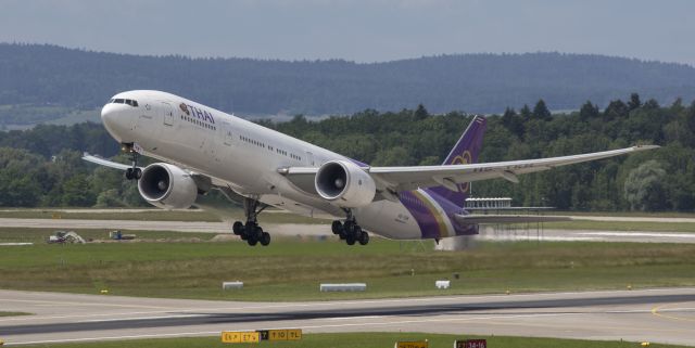 BOEING 777-300 (HS-TKM) - 31.5.18 LSZH-Bangkok (BKK)