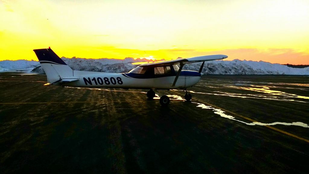 Cessna Commuter (N10808)