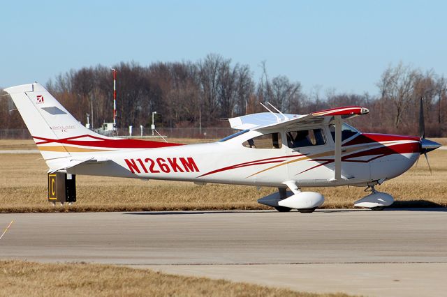 CESSNA T182 Turbo Skylane (N126KM)