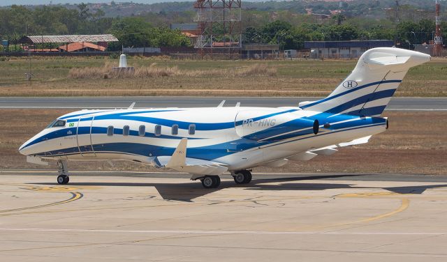 Canadair Challenger 350 (PR-HNG) - Bombardier BD-100-1A10 Challenger 350 