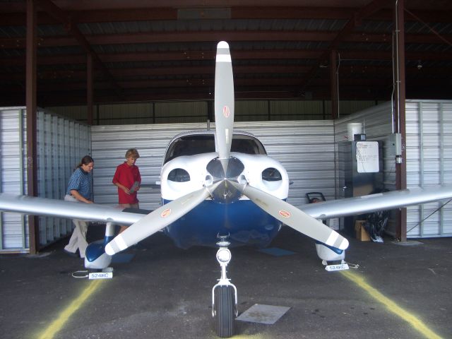 Piper Saratoga (N524KC) - First flight with a glass cockpit in 2005. 