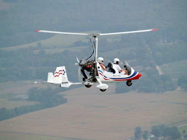 Unknown/Generic Ultralight autogyro (N216MG) - Denise and Paul Salmon in N216MG over Kentucky