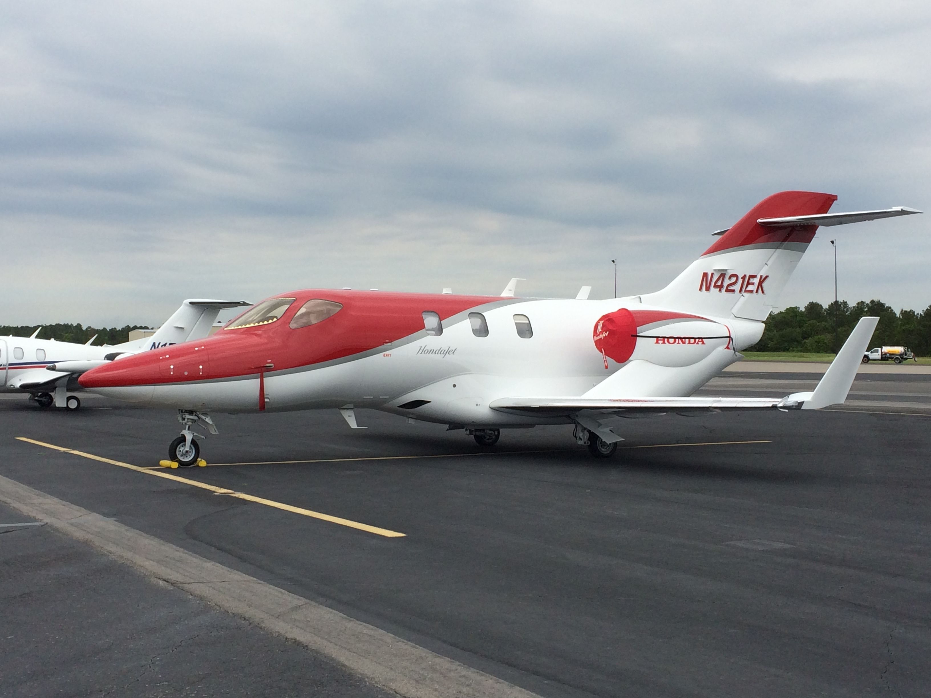 Honda HondaJet (N421EK)