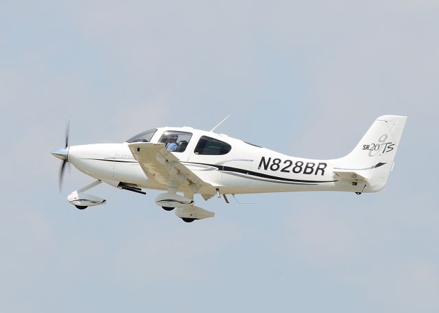 Cirrus SR-20 (N828BR)