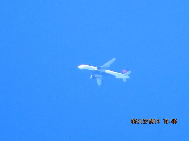 Airbus A320 (N376NW) - Delta flight 1833 from CVG to LAX over Southeastern Ks at 34k feet.