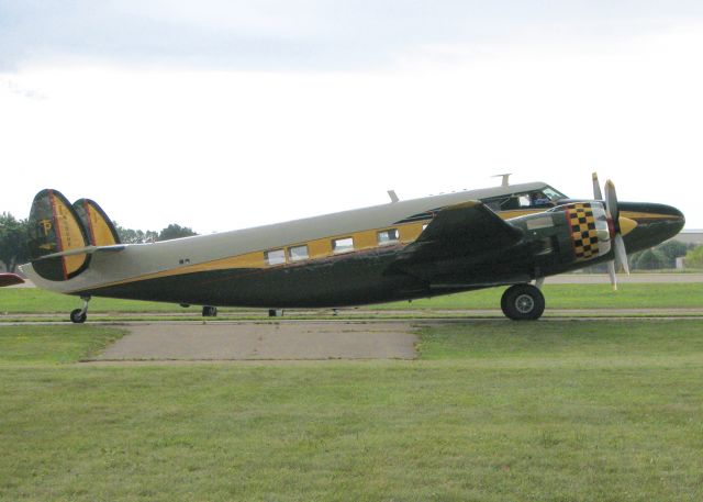 Douglas DC-6 (N500HP) - AirVenture 2016.  DEE HOWARD COMPANY 500