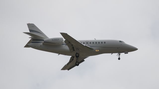 Dassault Falcon 2000 (N36EP)