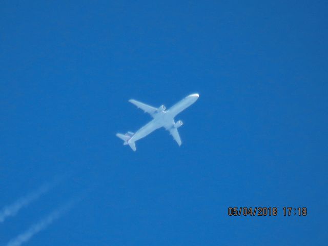 Airbus A321 (N193UW)