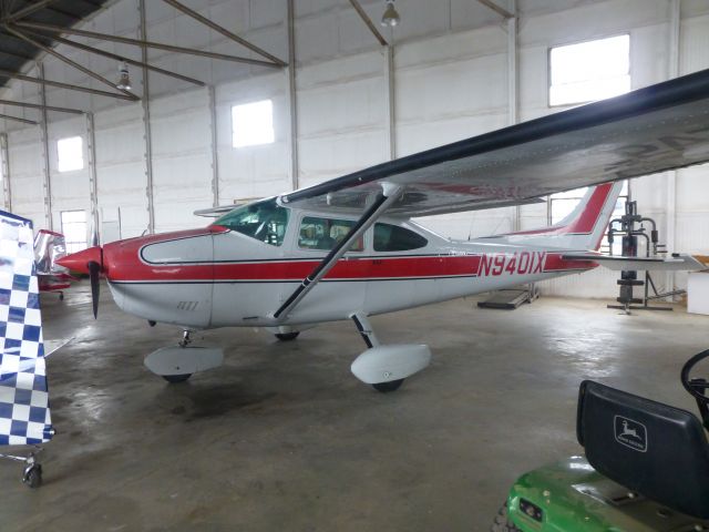 Cessna Skylane (N9401X)