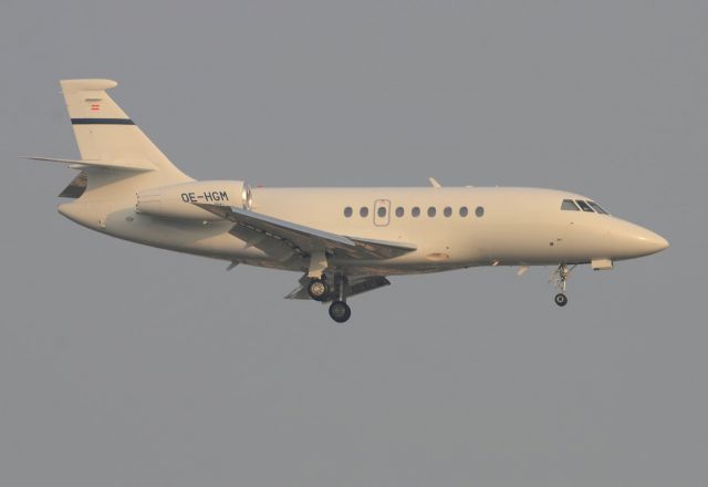 Dassault Falcon 2000 (OE-HGM)