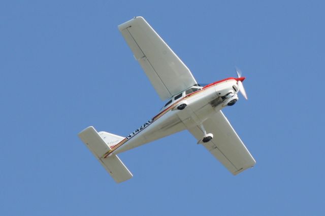 Experimental 100kts (N142AG) - Tecnam P2004 Bravo (N142AG) departs Venice Airport