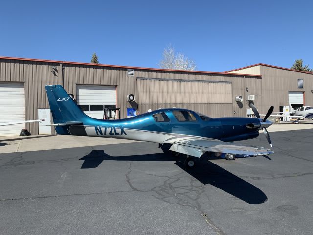 Lancair Lancair PropJet 4 (N72LX)