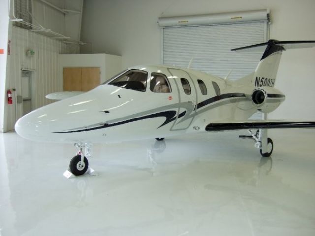 Eclipse 500 (N500ZH)