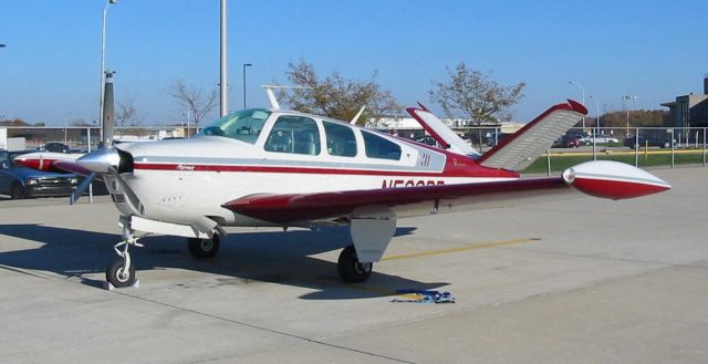 Beechcraft 35 Bonanza (N529DD)