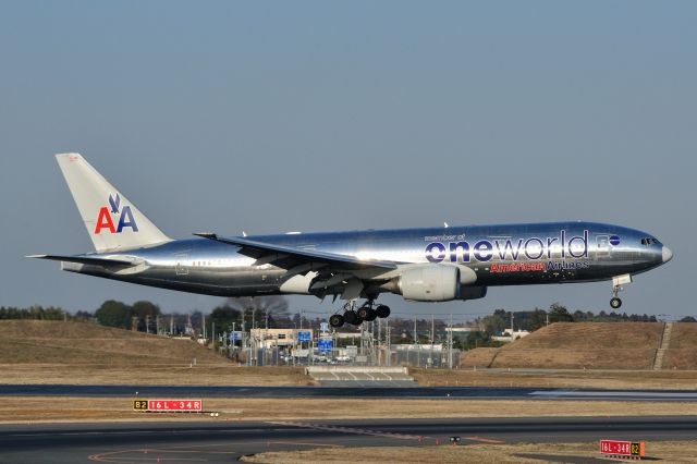 Boeing 777-200 (N796AN) - 2013/3/6