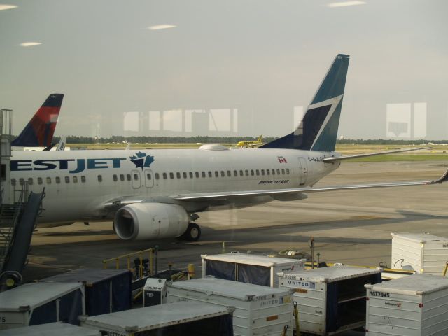 Boeing 737-800 (C-GJLS)
