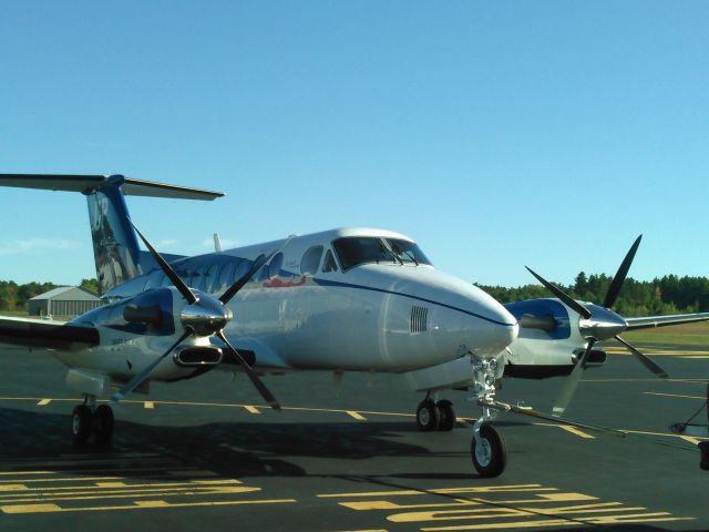 Beechcraft Super King Air 350 (N821UP)