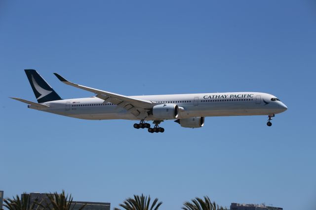 Airbus A350-1000 (B-LXJ)