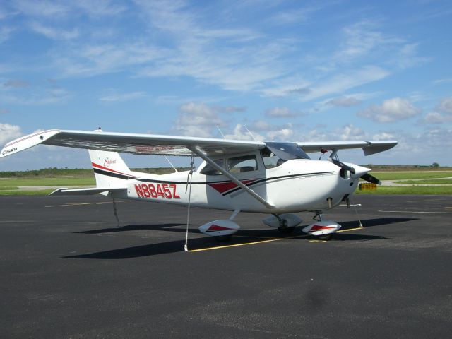 Cessna Skyhawk (N8845Z)