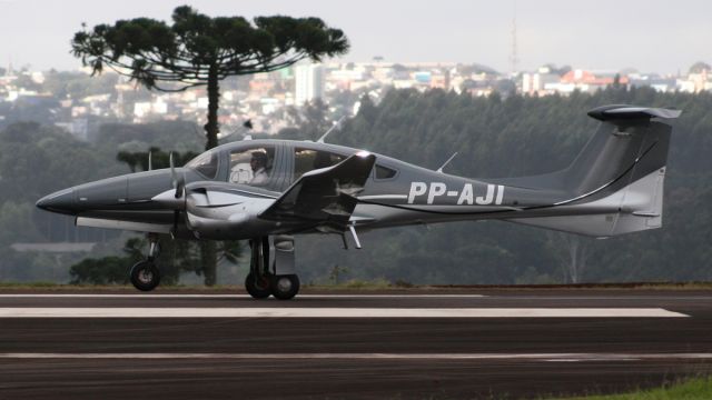 Diamond DA-62 (PP-AJI)