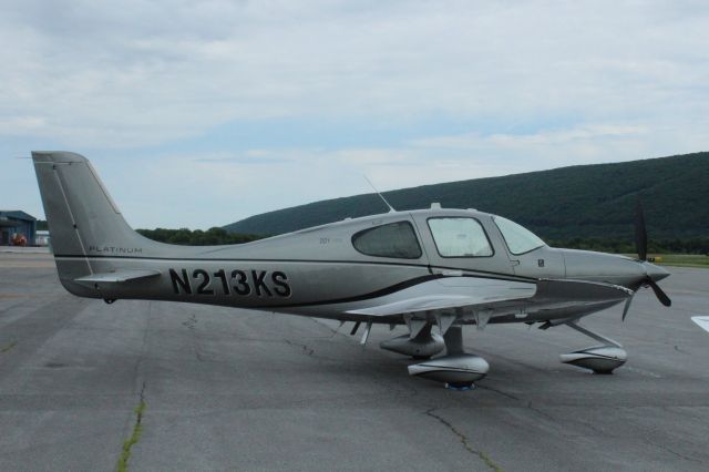 Cirrus SR-22 (N213KS) - 2018 CPPP at Williamsport Regional Airport