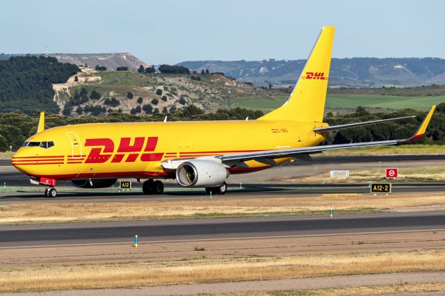Boeing 737-800 (EC-OBQ)