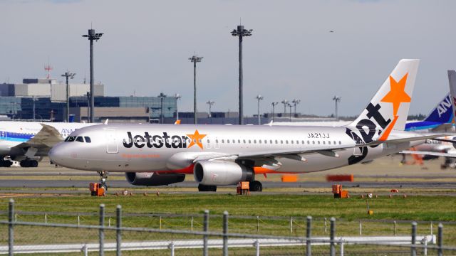Airbus A320 (JA21JJ)