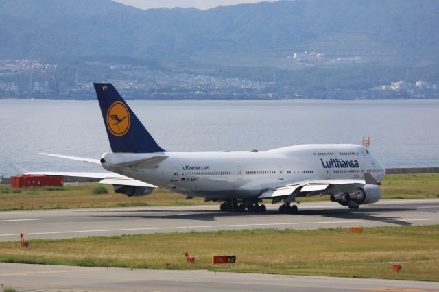 Boeing 747-400 (D-ABVT)